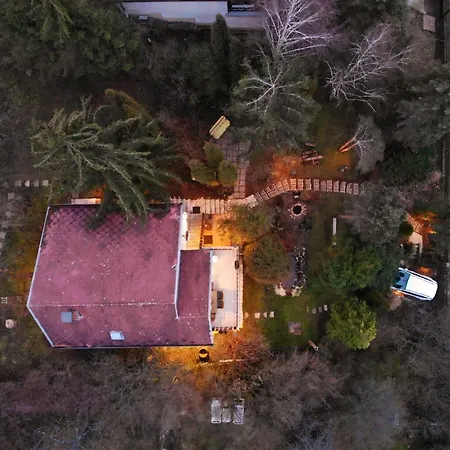 Egig Ero Fa Vendeghaz *