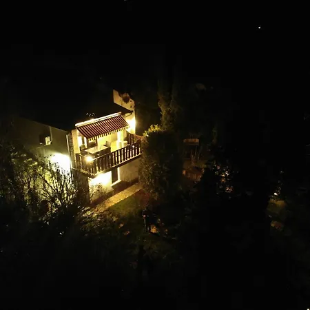 Egig Ero Fa Vendeghaz * Nograd