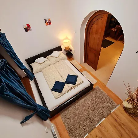 Holiday home Egig Ero Fa Vendeghaz *