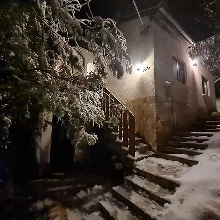 Egig Ero Fa Vendeghaz Nograd