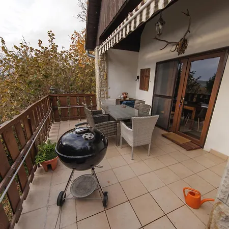 égig érő Fa Hébergement de vacances Nograd