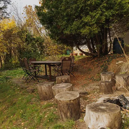 Hébergement de vacances égig érő Fa